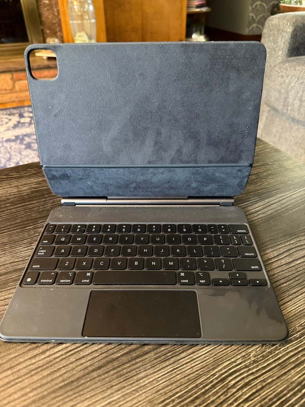 Apple Magic Keyboard 11" iPad Pro 1st-4th Gen / iPad Air 4th-5th Gen Black A2261
